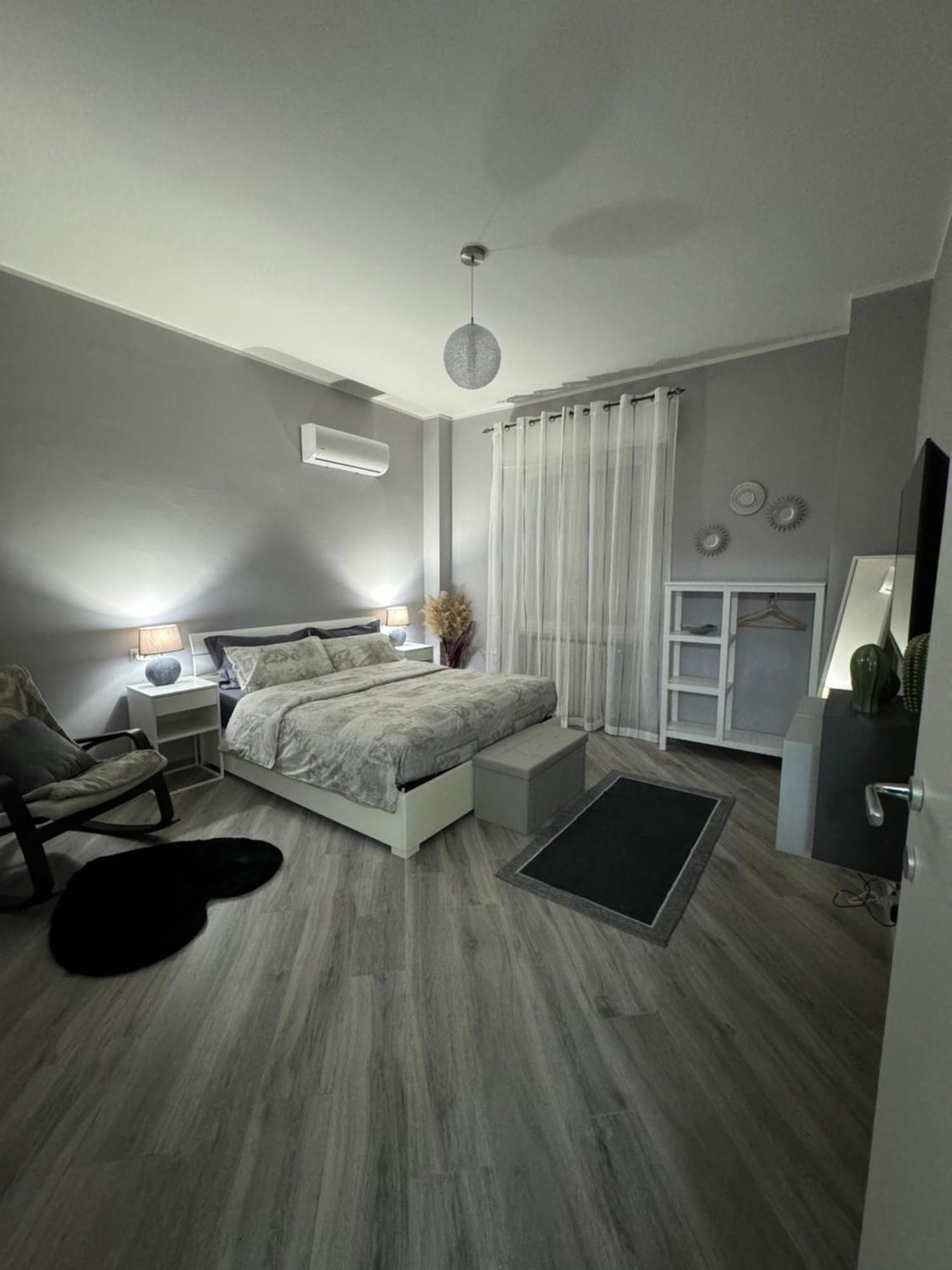 Trento House Zona Stazione Centro Storico Apartman Parma Kültér fotó