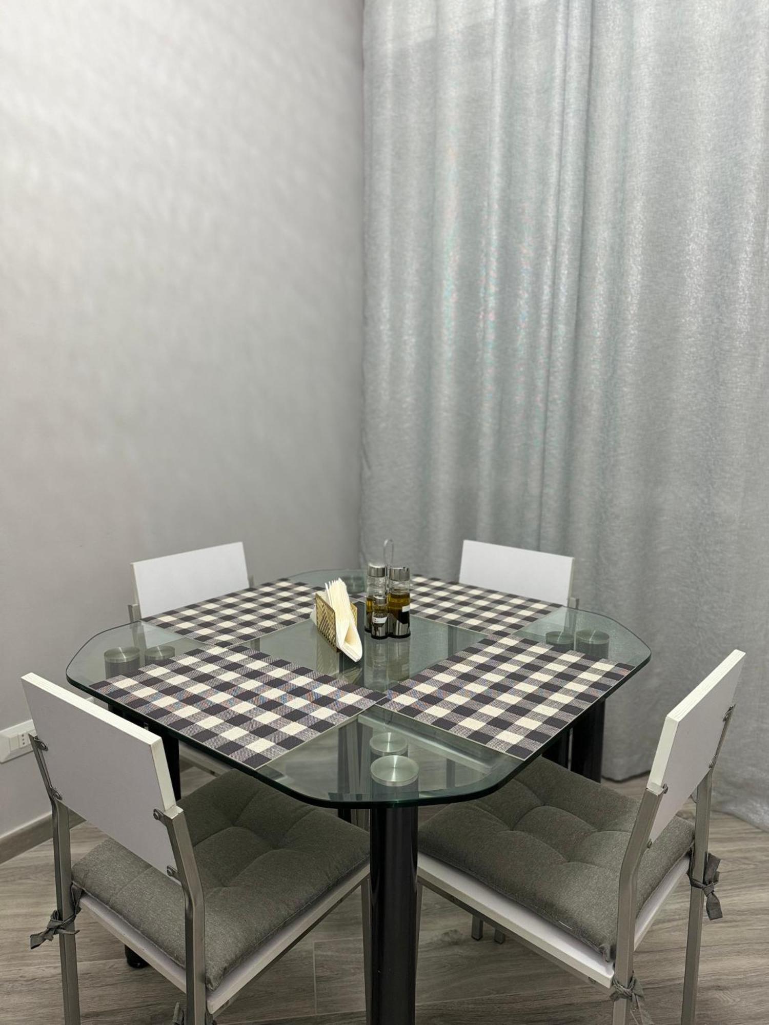 Trento House Zona Stazione Centro Storico Apartman Parma Kültér fotó